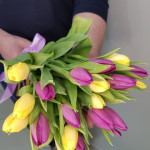 Композиция цветов #65 в шляпной коробке «Ребекка» от интернет-магазина «Я люблю цветы» в Троицке