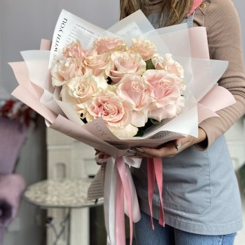 Моно букет из французских роз "Лейла" от интернет-магазина «Я люблю цветы» в Троицке